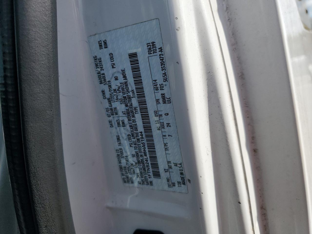 FORD ECONOLINE 2006 — 14
