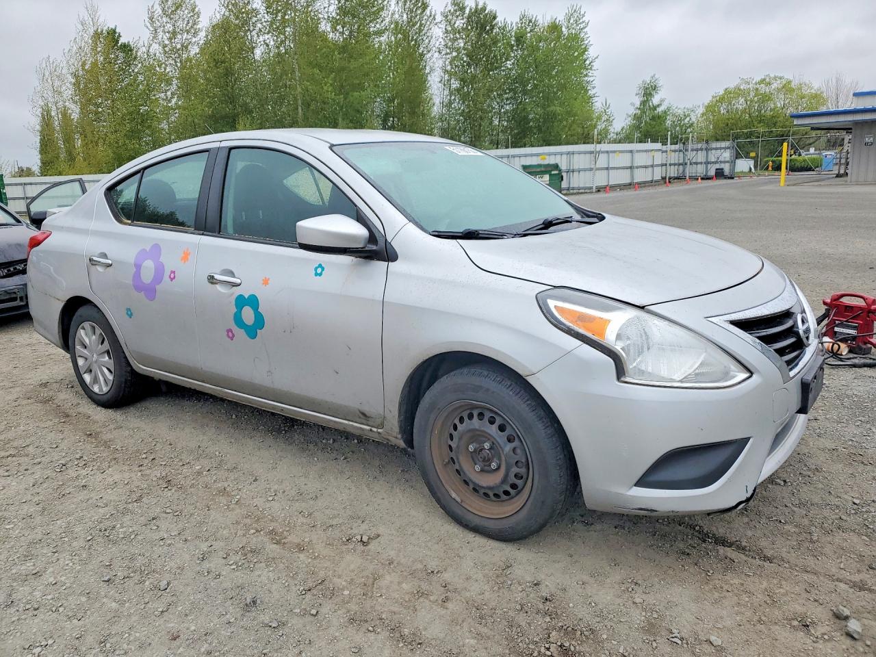 NISSAN VERSA 2016 — 5