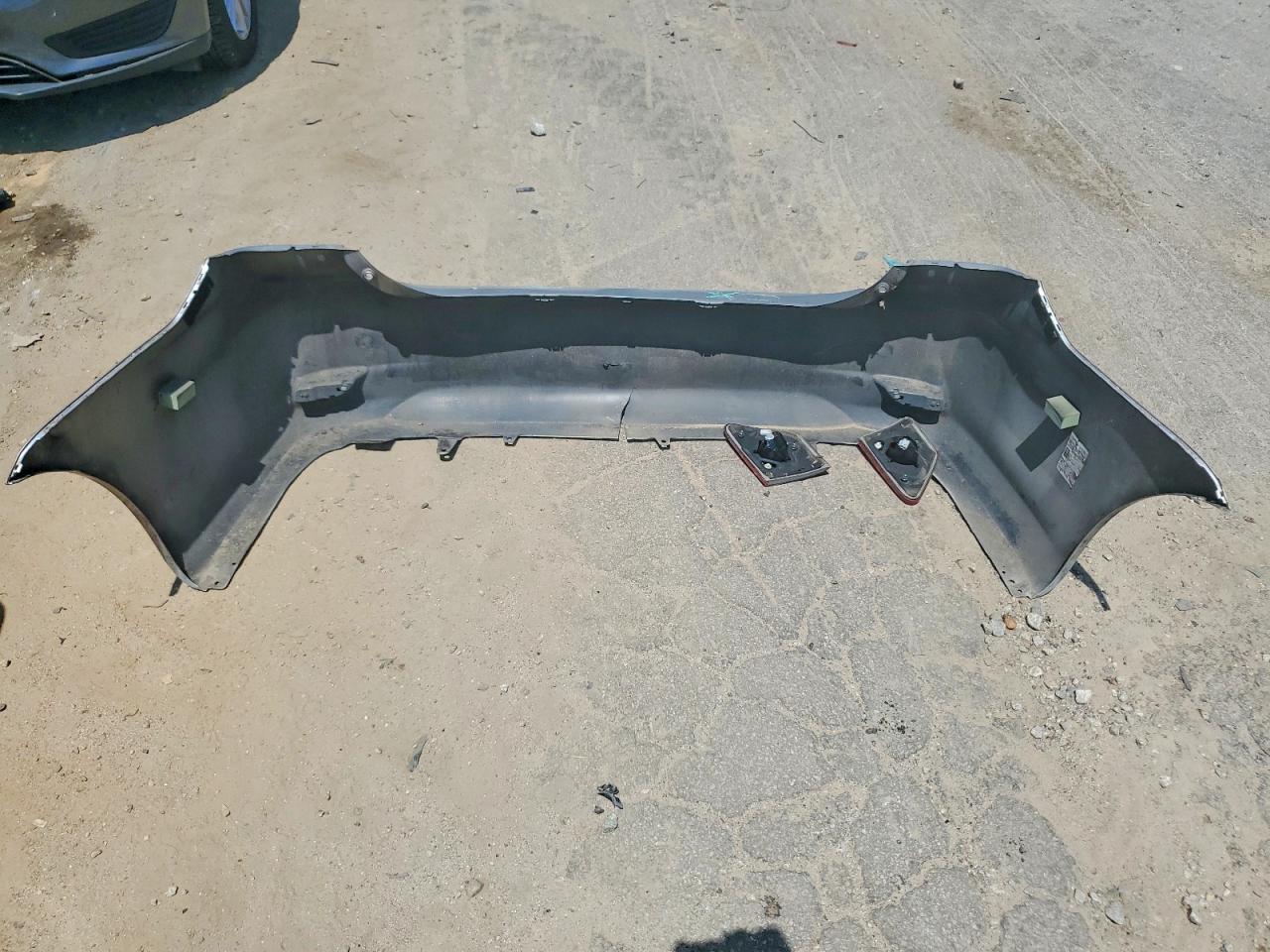 TOYOTA COROLLA 2011 — 13
