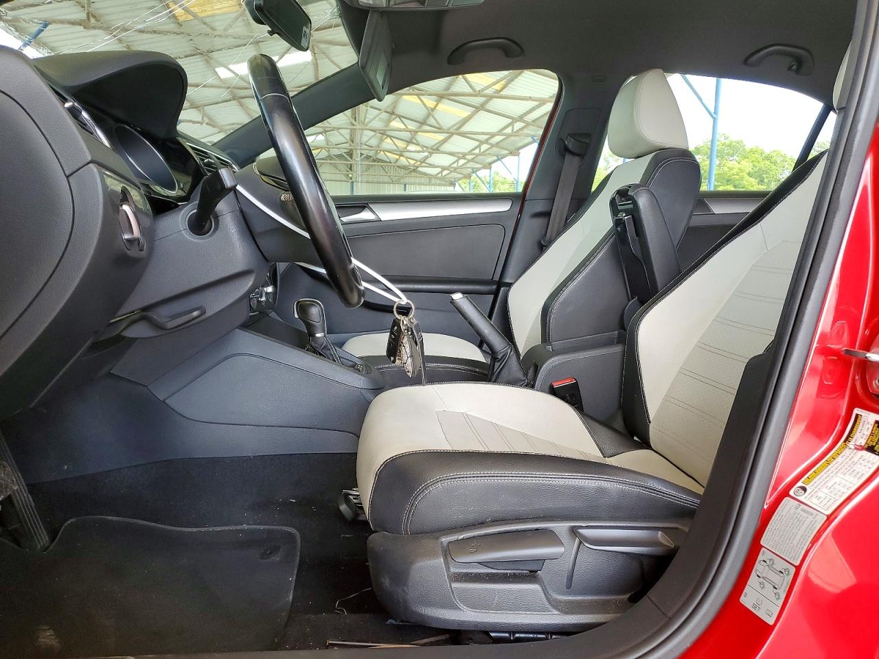 VOLKSWAGEN JETTA 2017 — 8