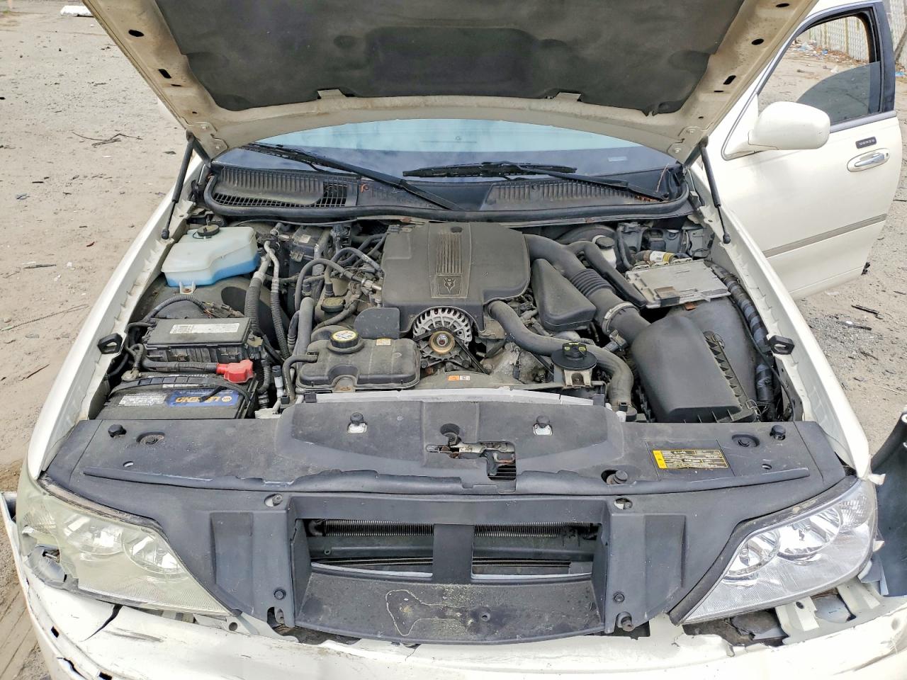 LINCOLN TOWN CAR 2007 — 12