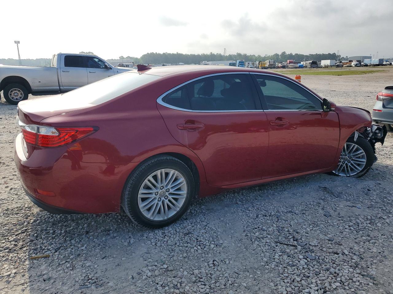 LEXUS ES 2015 — 4