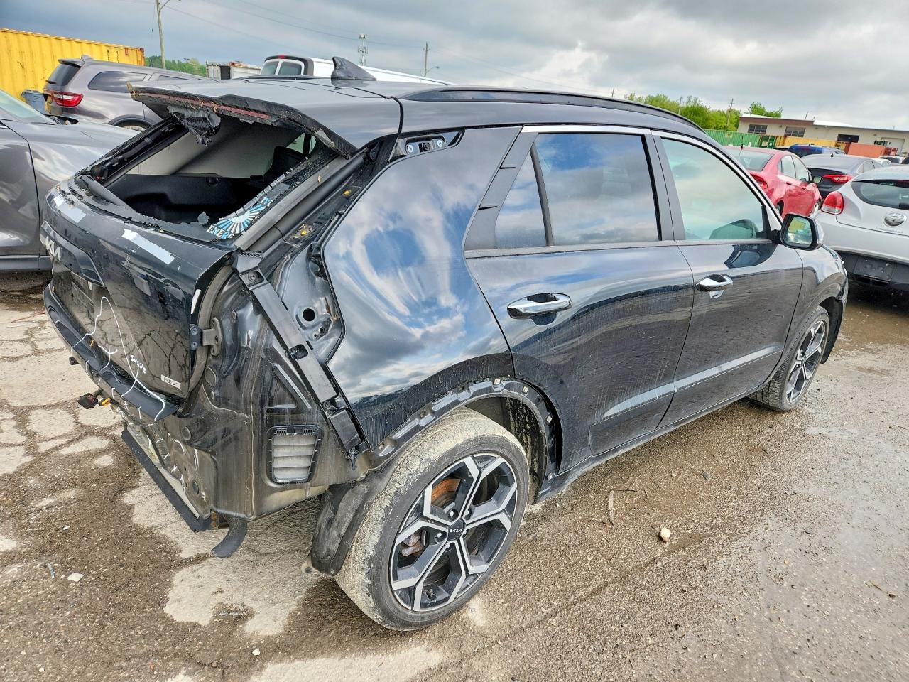 KIA NIRO 2023 — 4