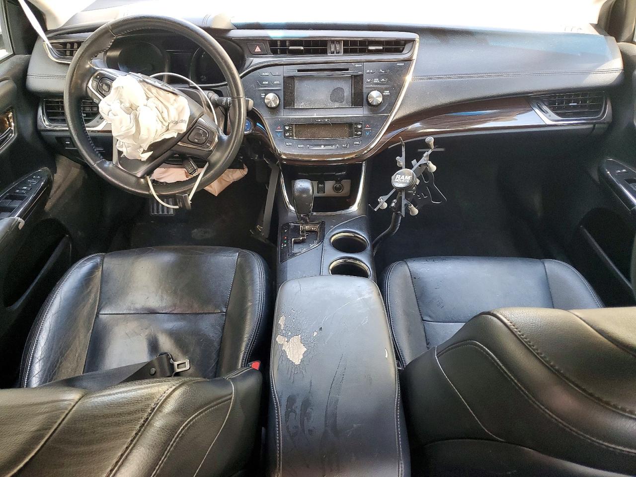 TOYOTA AVALON 2015 — 9