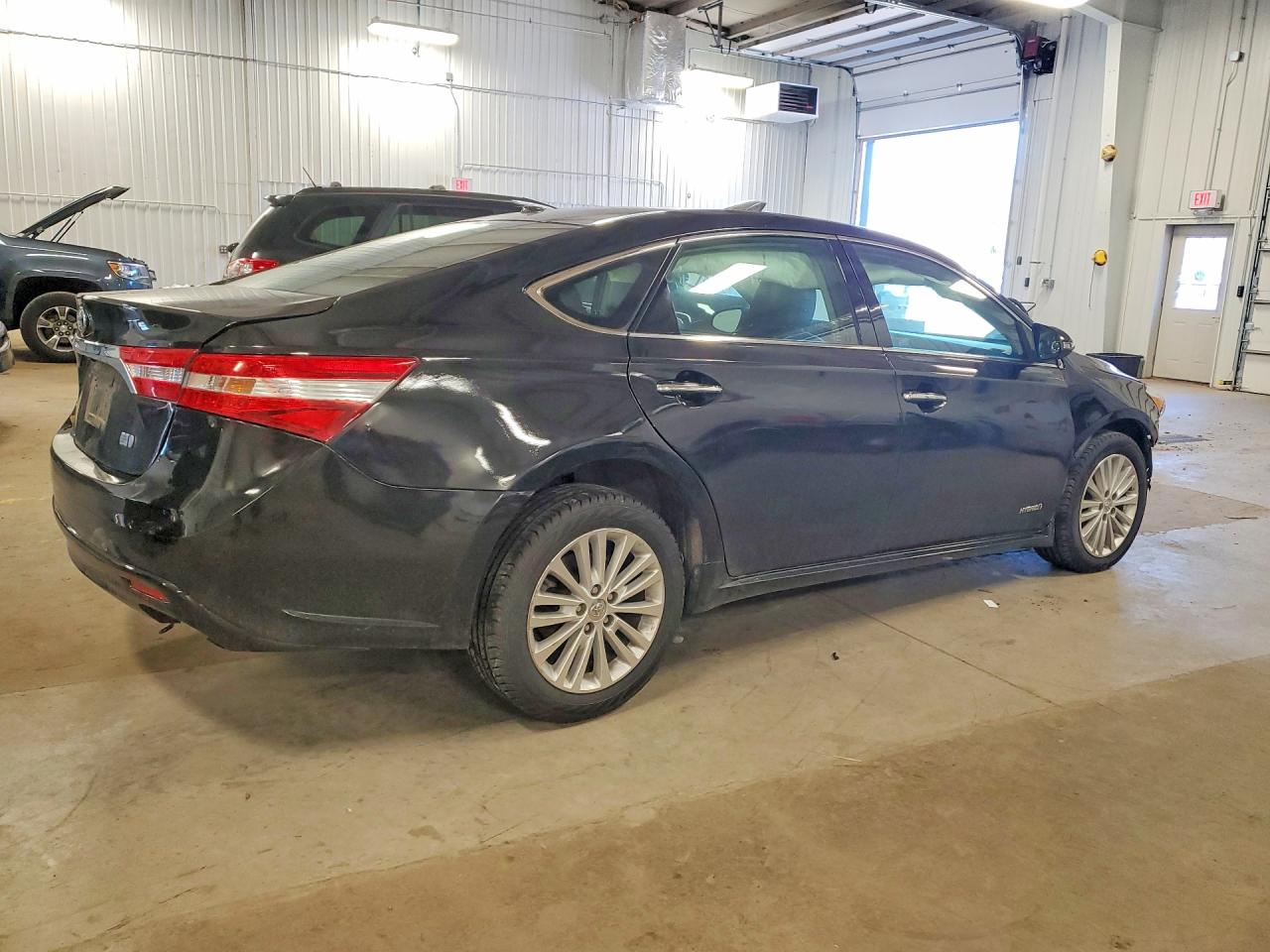 TOYOTA AVALON 2015 — 4