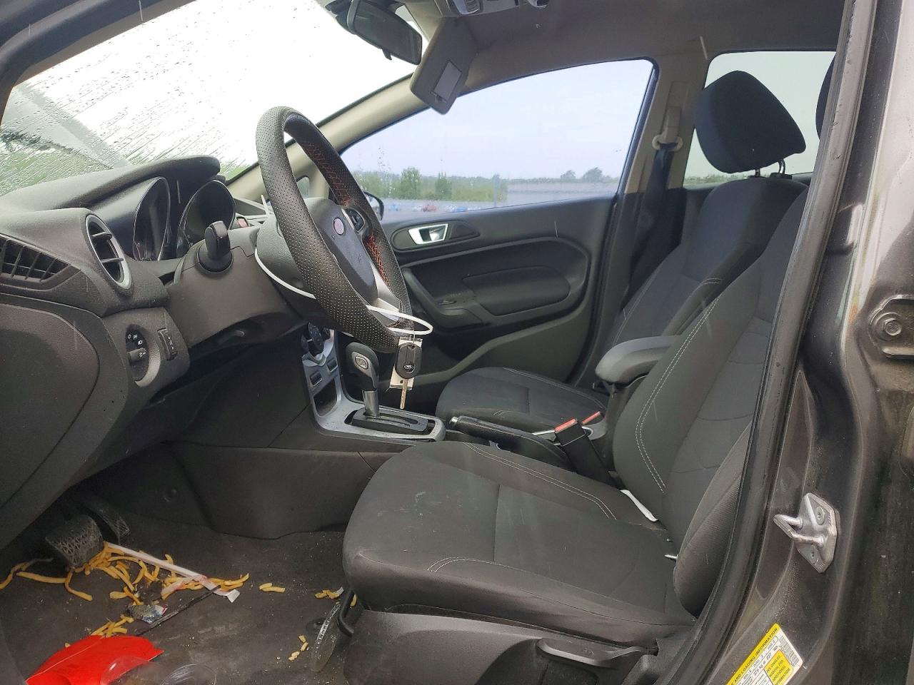 FORD FIESTA 2015 — 8