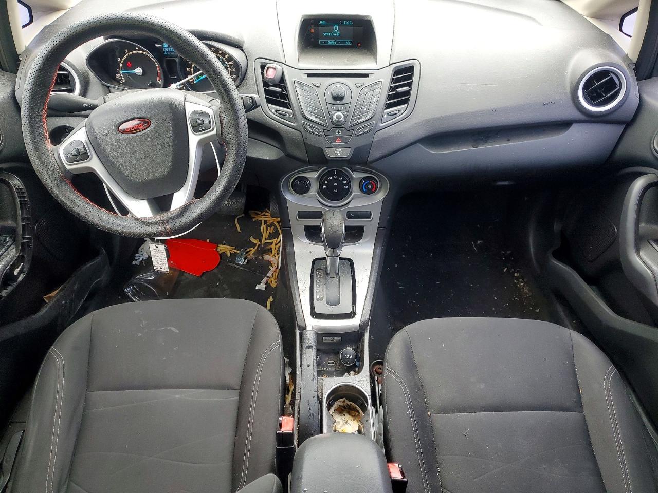 FORD FIESTA 2015 — 9