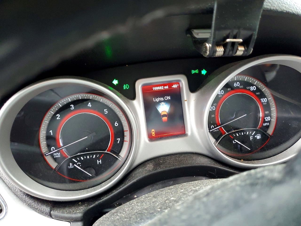 DODGE JOURNEY 2013 — 10