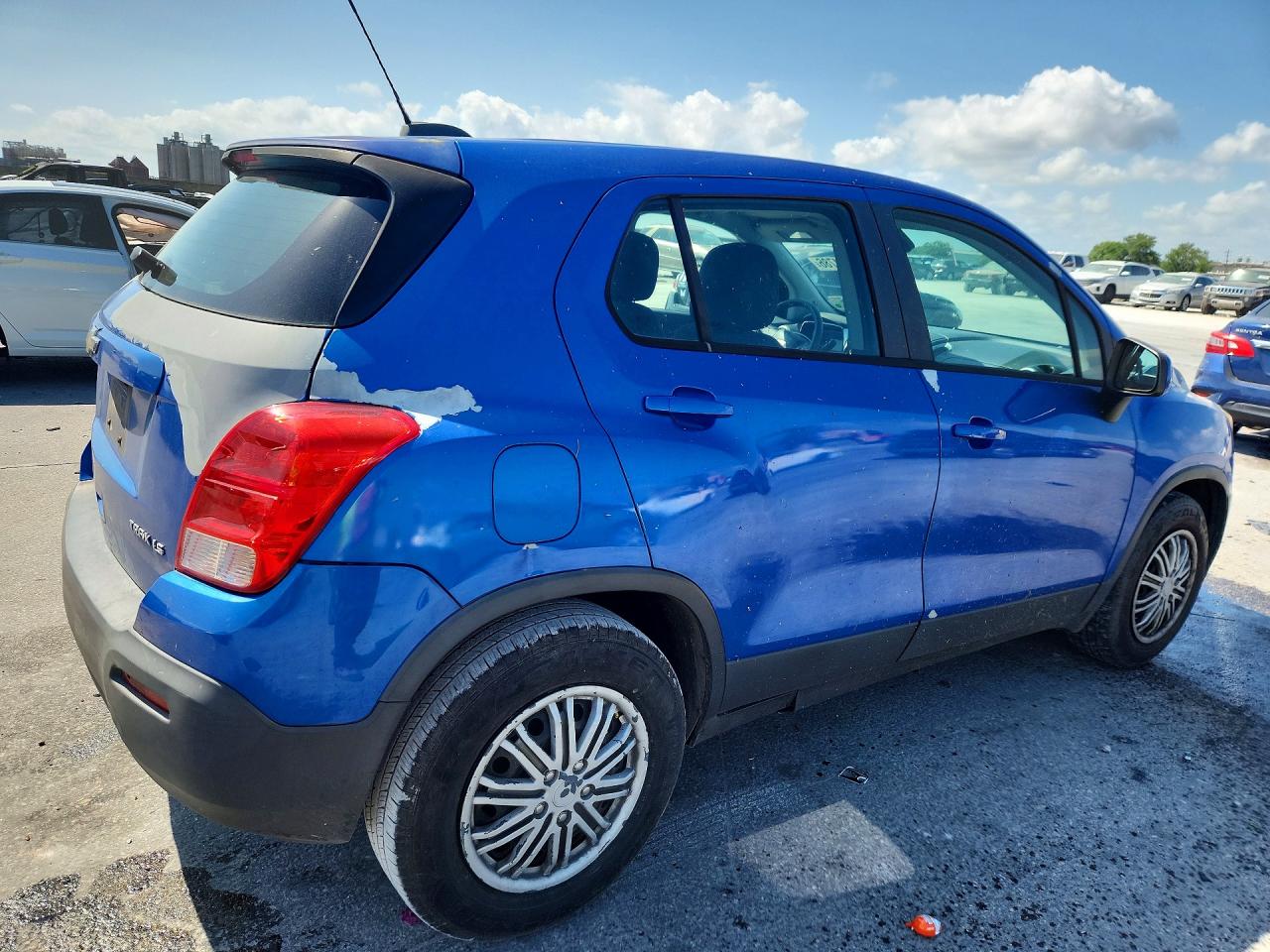 CHEVROLET TRAX 2015 — 4