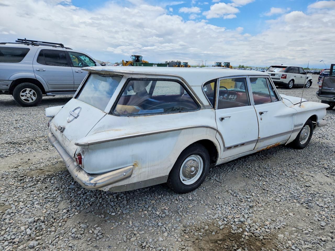 PLYMOUTH VALIANT 1962 — 4