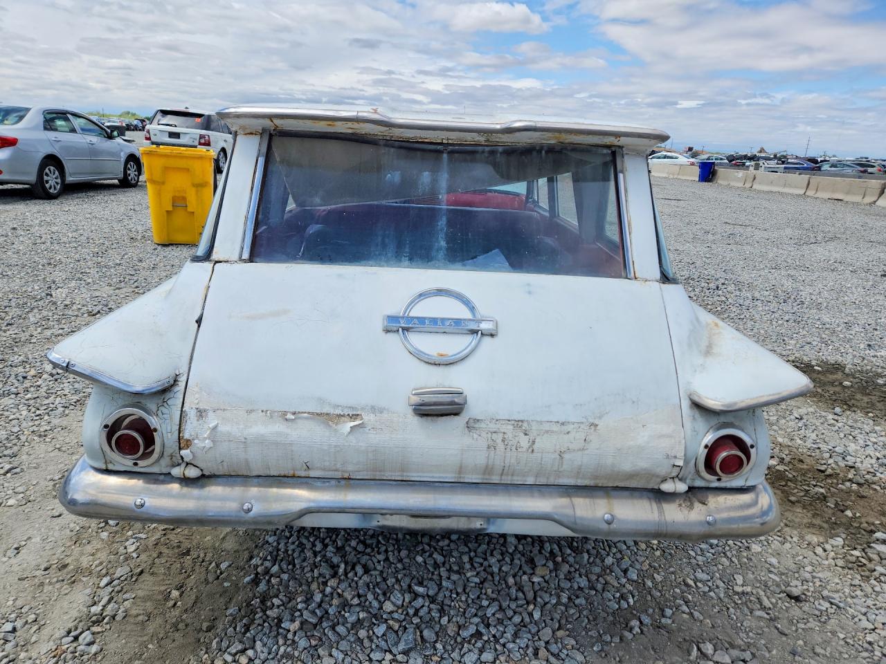 PLYMOUTH VALIANT 1962 — 7