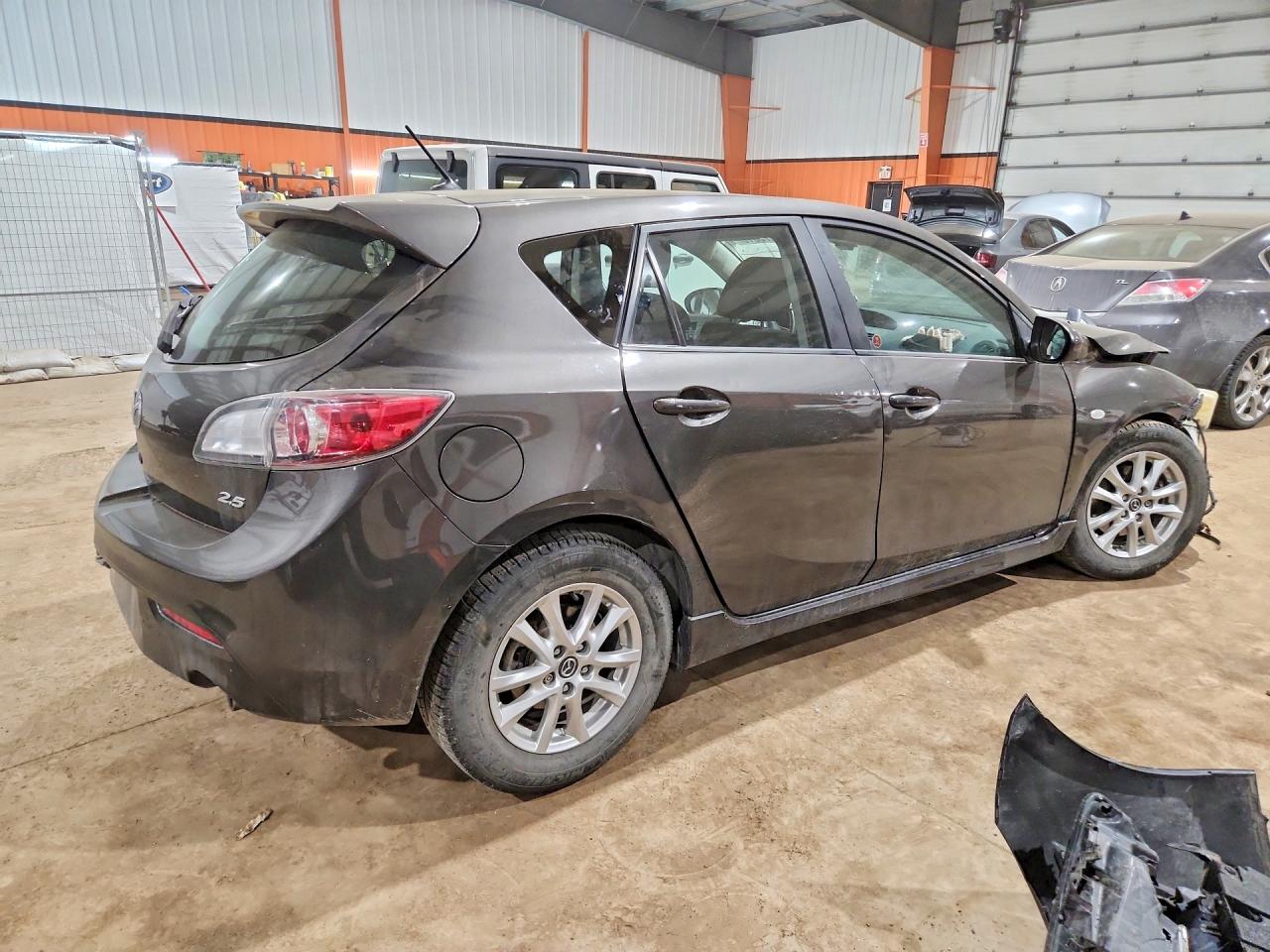 MAZDA 3 2010 — 4