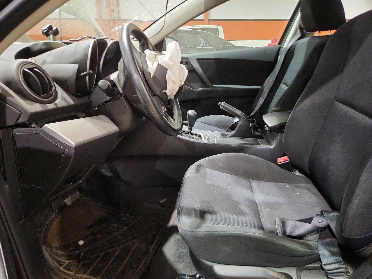 MAZDA 3 2010 — 8