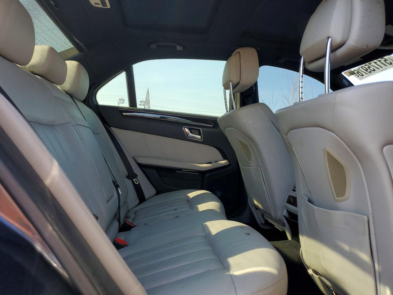 MERCEDES-BENZ E 2011 — 11