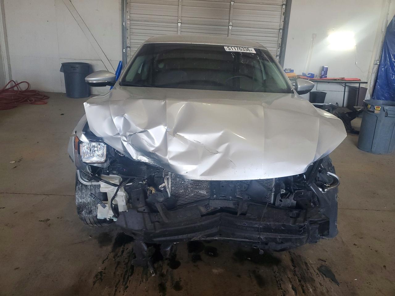 VOLKSWAGEN PASSAT 2016 — 6