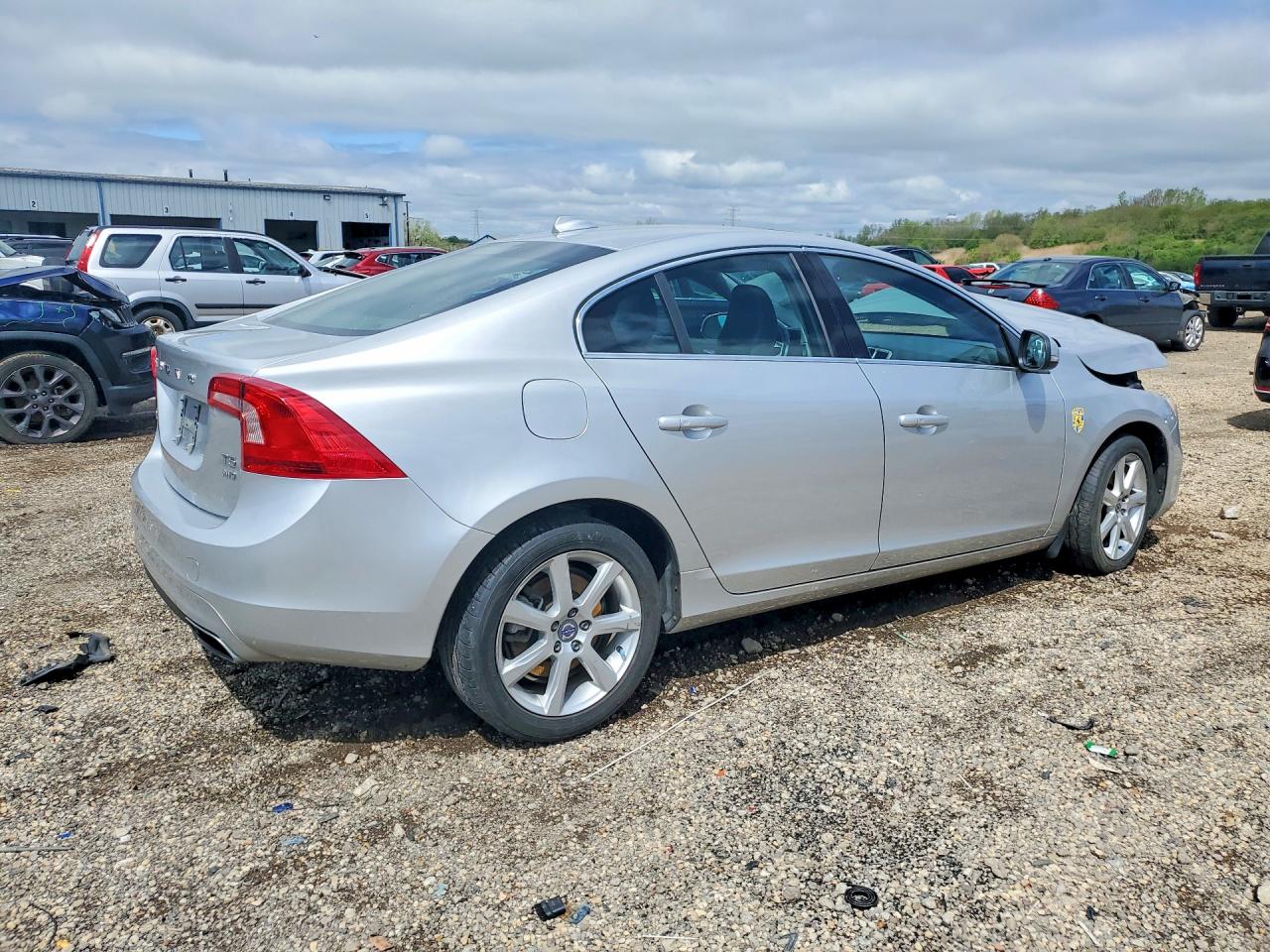 VOLVO S60 2016 — 4