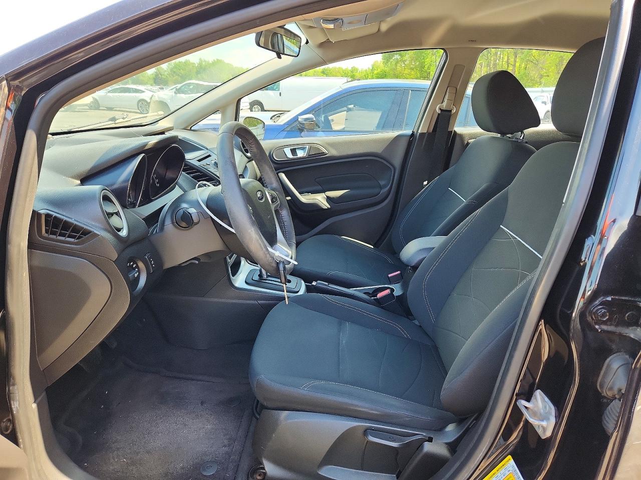 FORD FIESTA 2014 — 8
