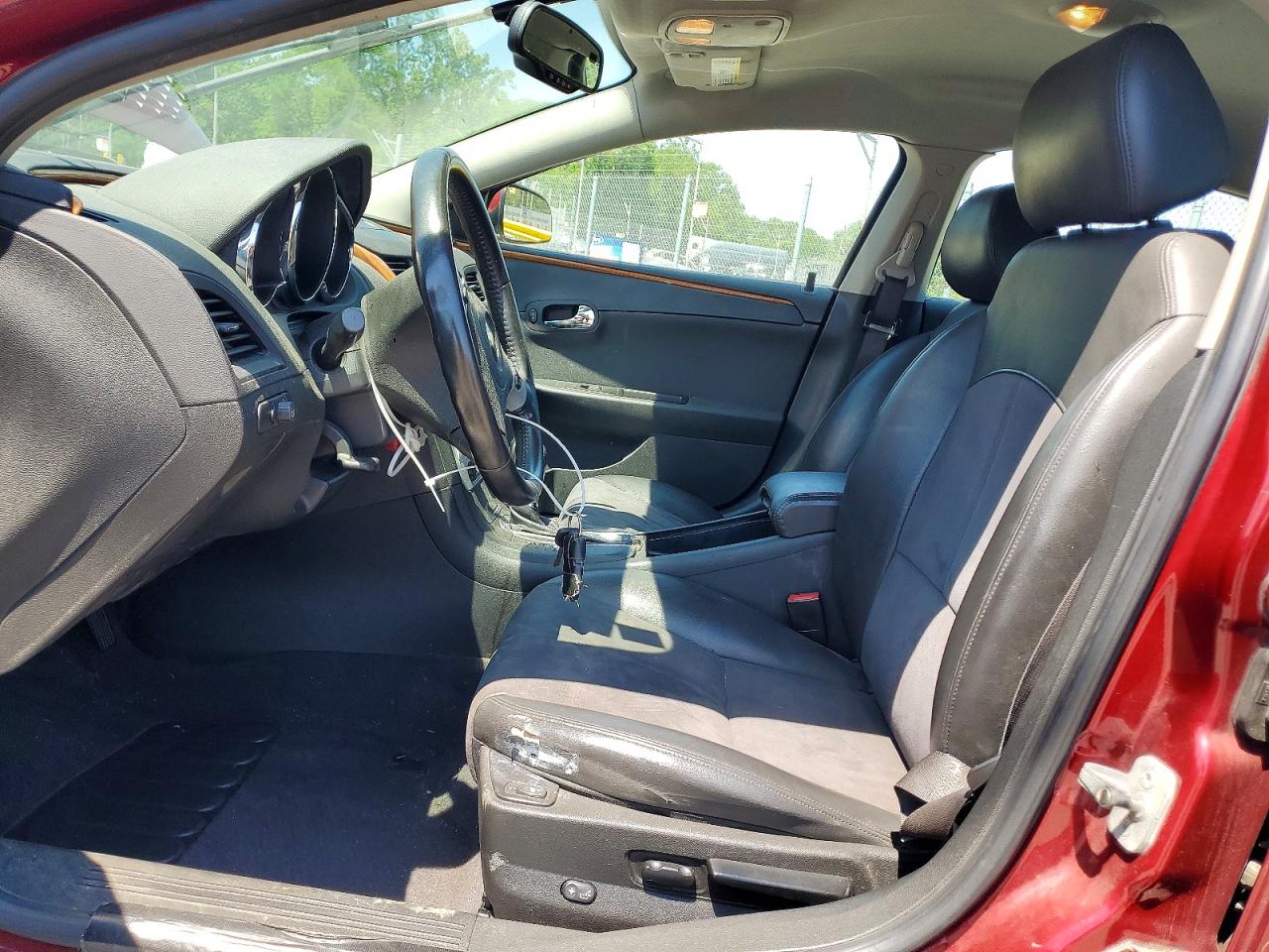 CHEVROLET MALIBU 2011 — 8