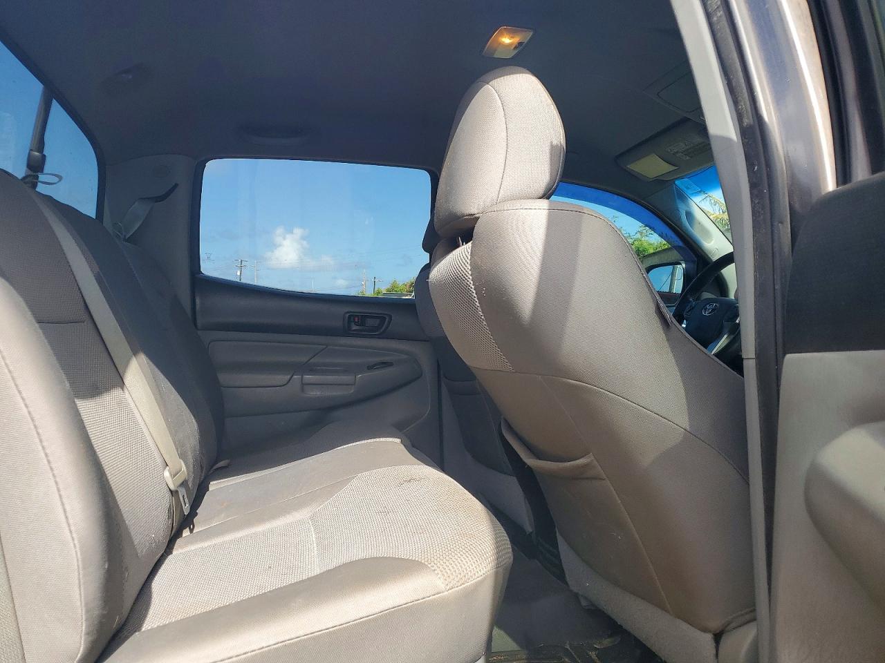 TOYOTA TACOMA 2014 — 11