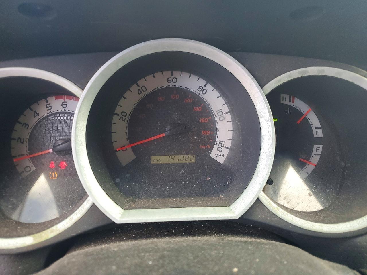 TOYOTA TACOMA 2014 — 10