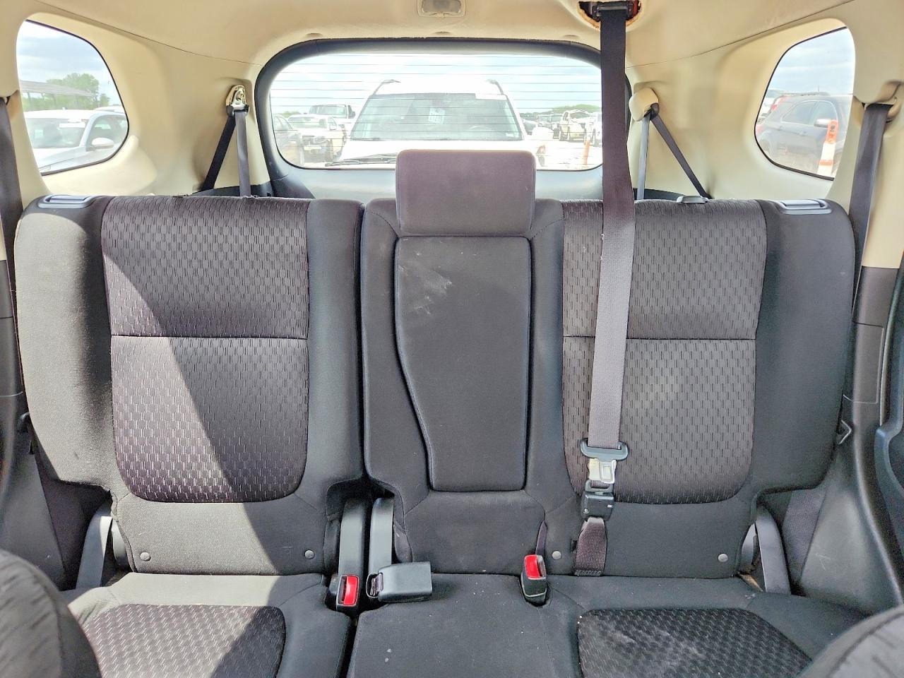 MITSUBISHI OUTLANDER 2014 — 11