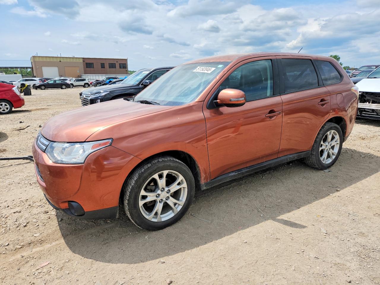 MITSUBISHI OUTLANDER 2014 — 2