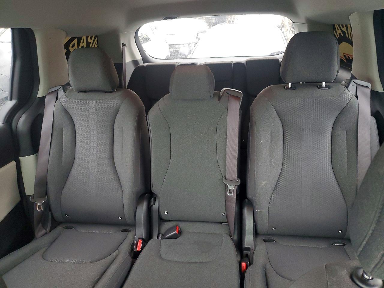 KIA CARNIVAL 2023 — 11