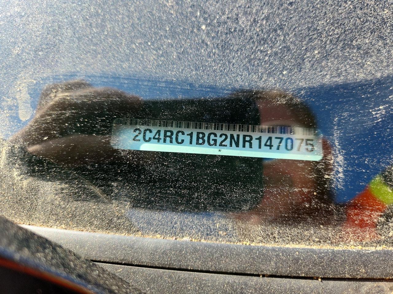 CHRYSLER PACIFICA 2022 — 15