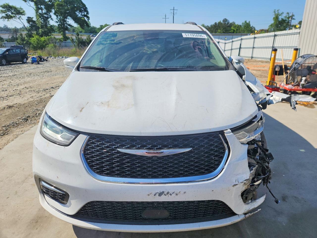 CHRYSLER PACIFICA 2022 — 6