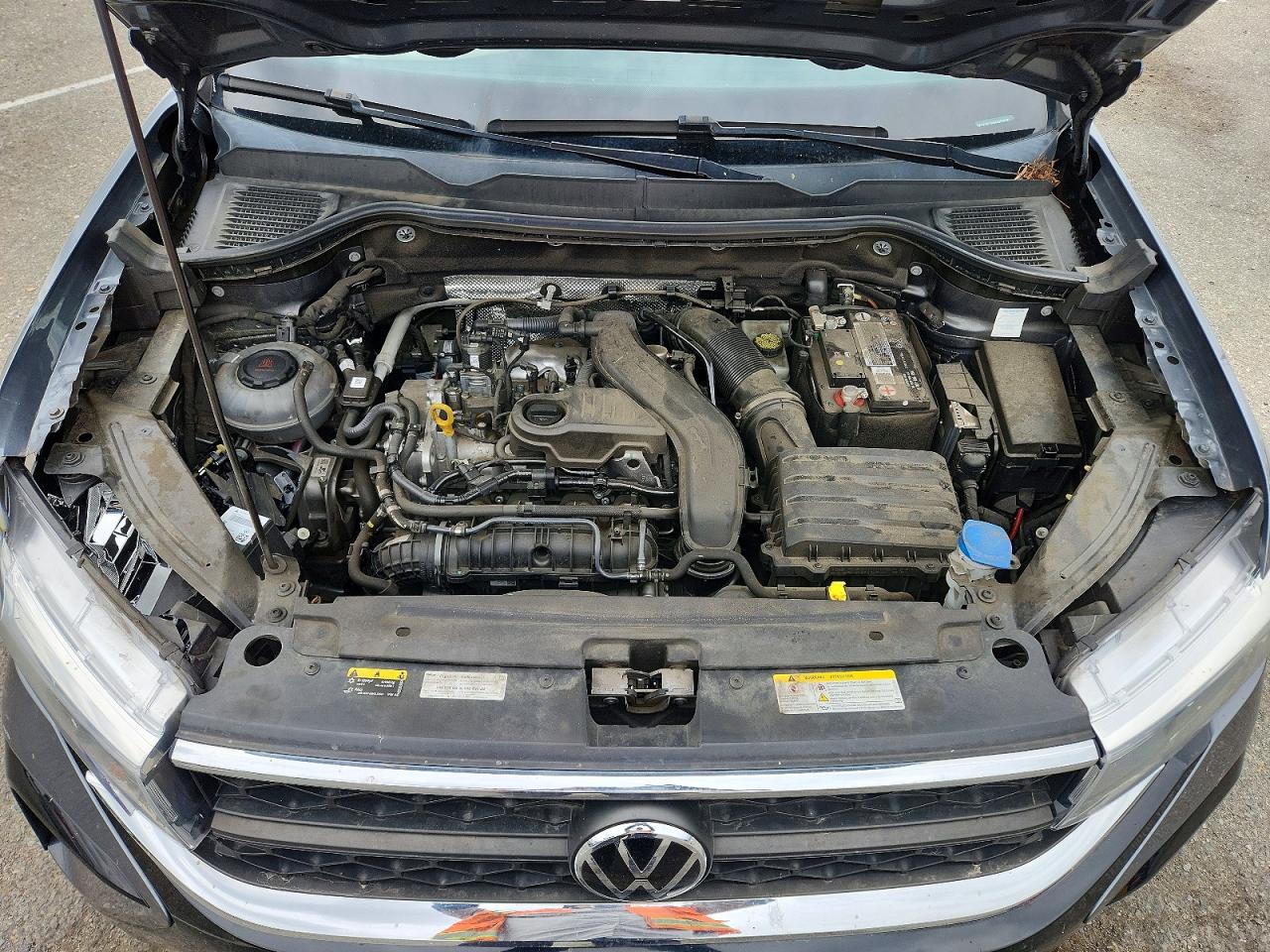 VOLKSWAGEN TAOS 2022 — 12