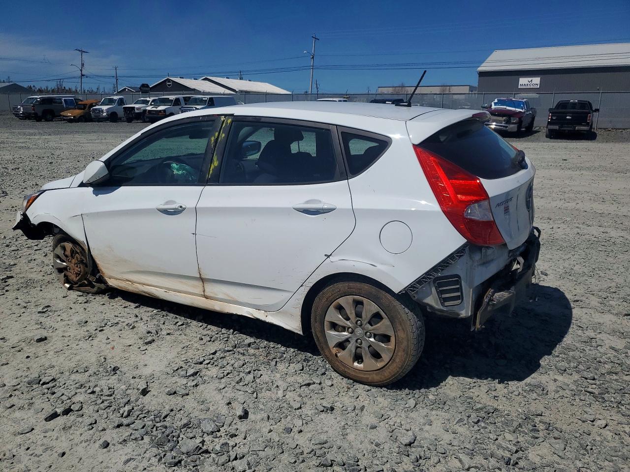 HYUNDAI ACCENT 2017 — 3