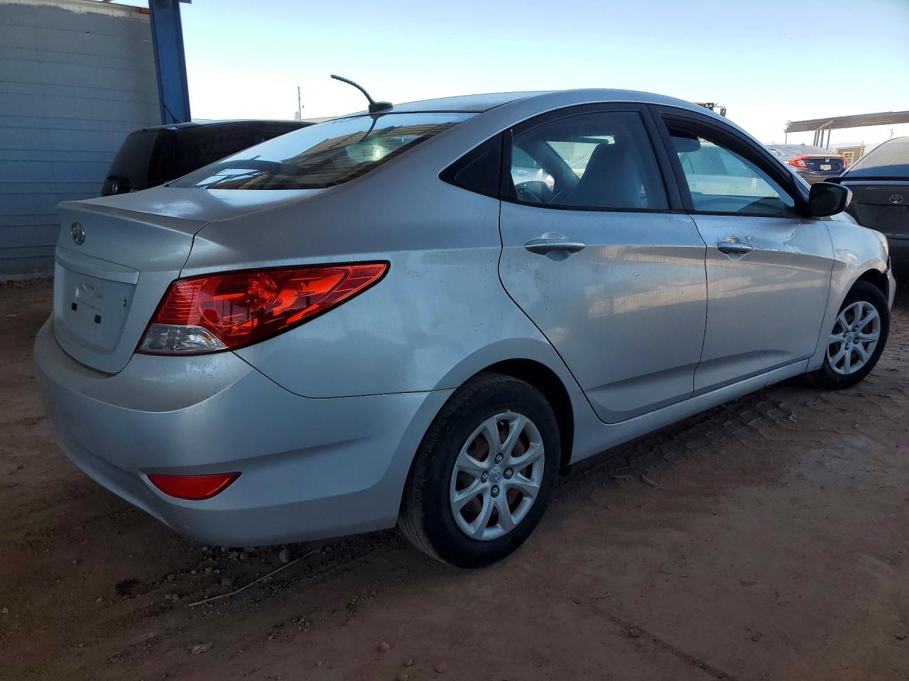 HYUNDAI ACCENT 2014 — 4