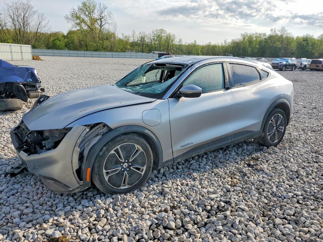 FORD MUSTANG MACH-E 2021 — 2