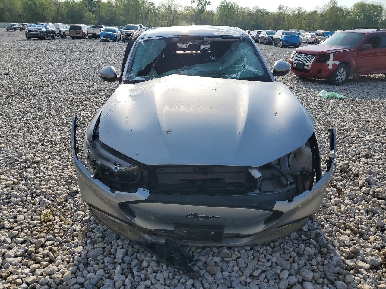 FORD MUSTANG MACH-E 2021 — 6