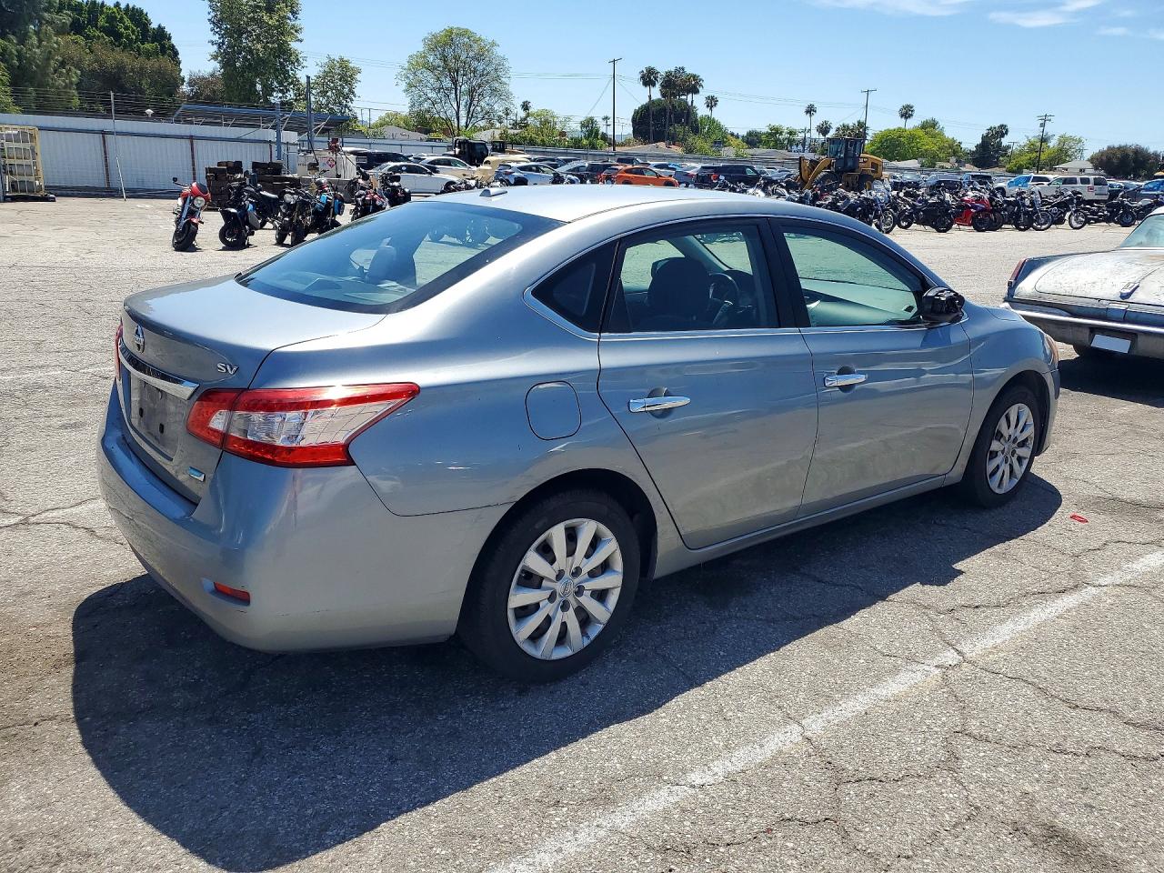 NISSAN SENTRA 2013 — 4