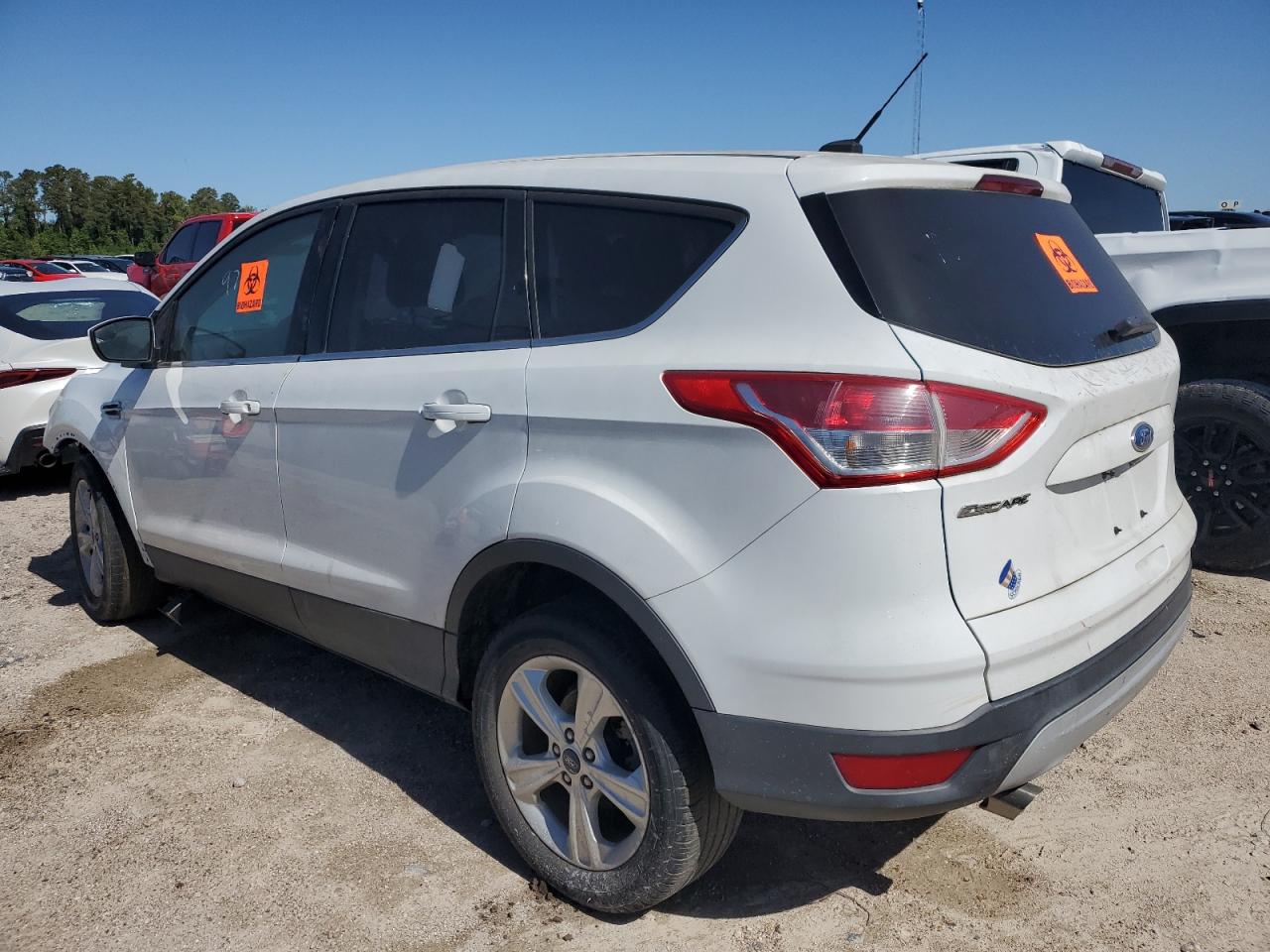 FORD ESCAPE 2015 — 3
