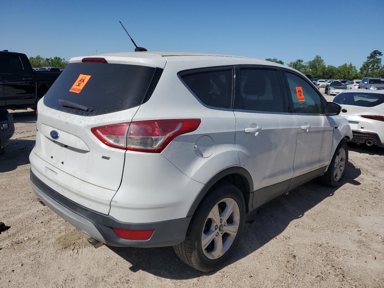 FORD ESCAPE 2015 — 4
