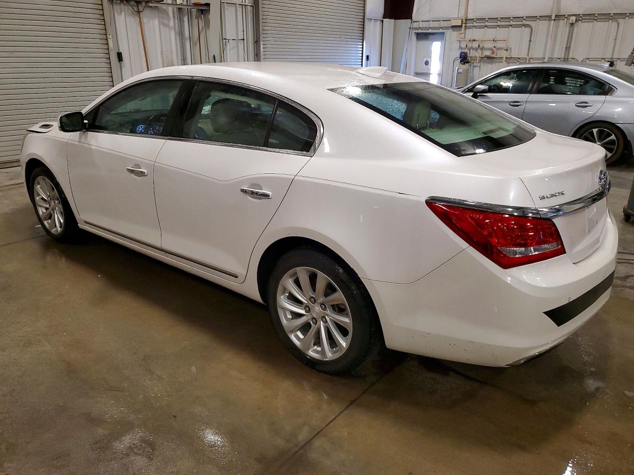 BUICK LACROSSE 2015 — 3