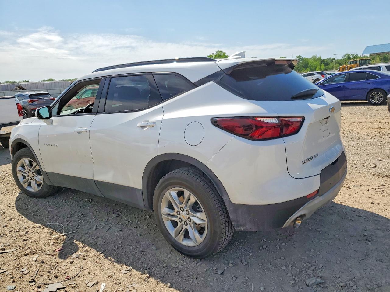 CHEVROLET BLAZER 2022 — 3