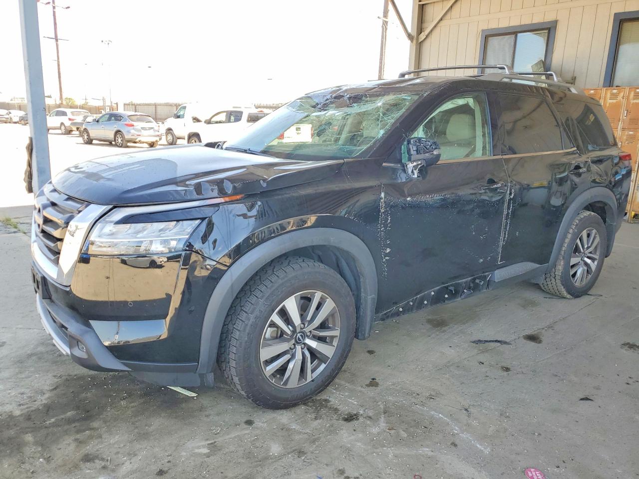 NISSAN PATHFINDER 2022 — 2