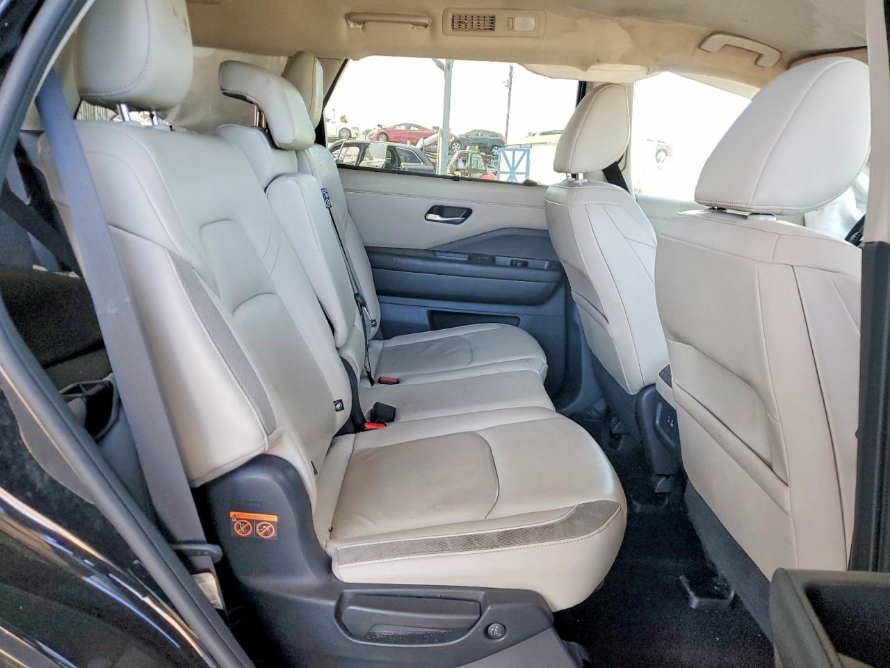 NISSAN PATHFINDER 2022 — 12