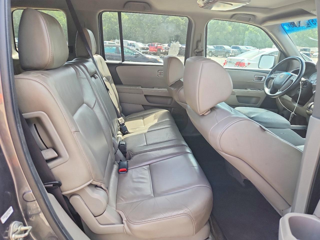 HONDA PILOT 2012 — 12