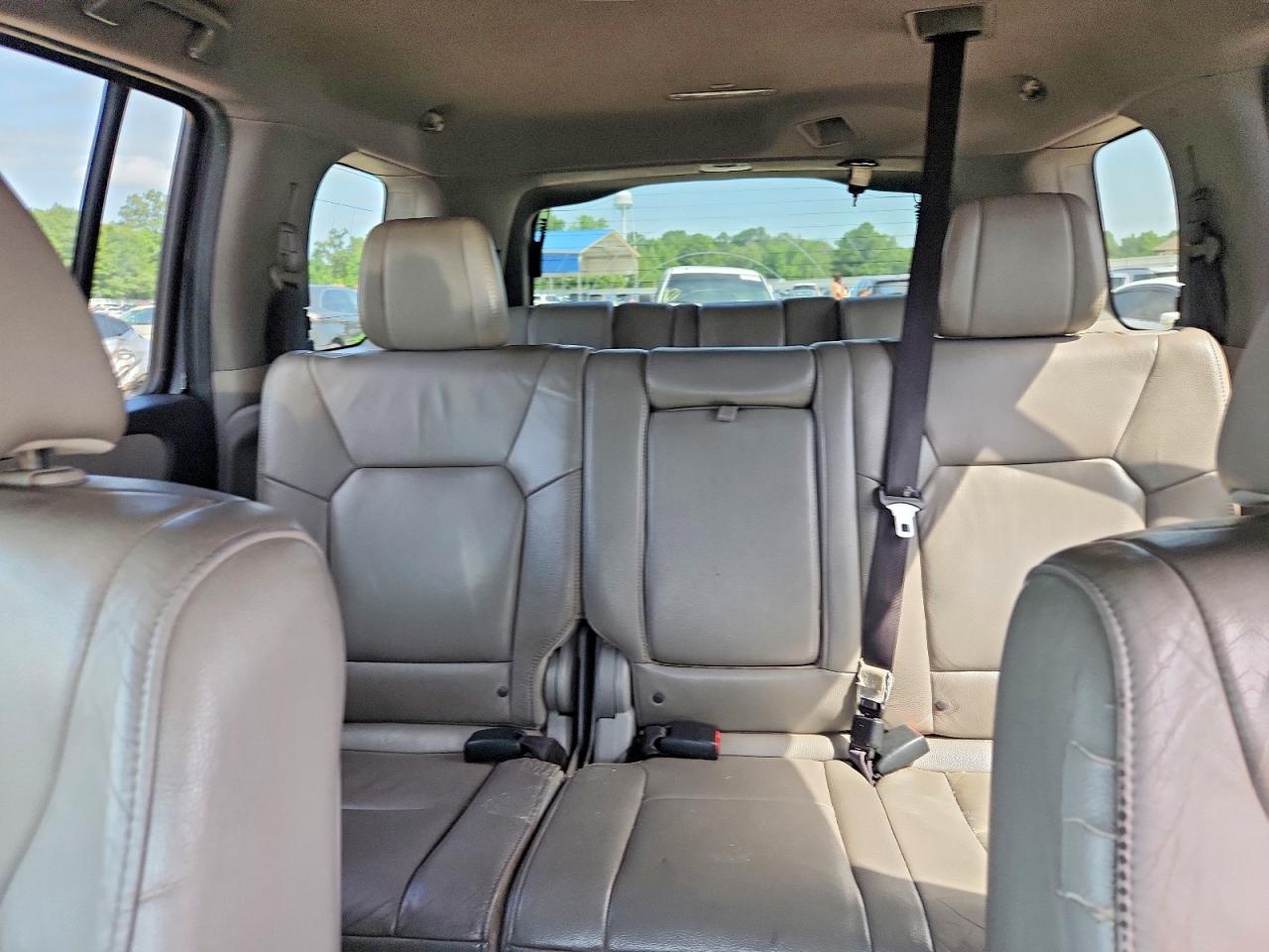 HONDA PILOT 2012 — 11