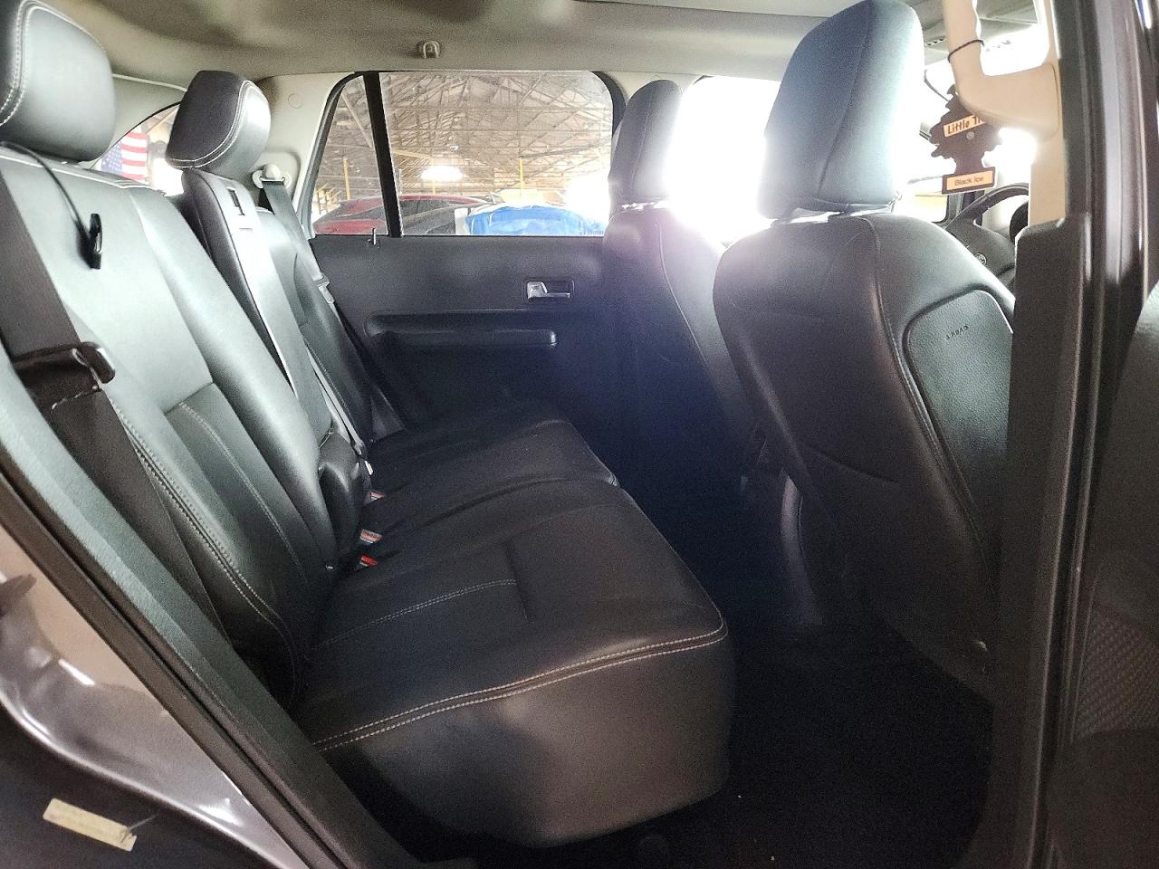 FORD EDGE 2010 — 12