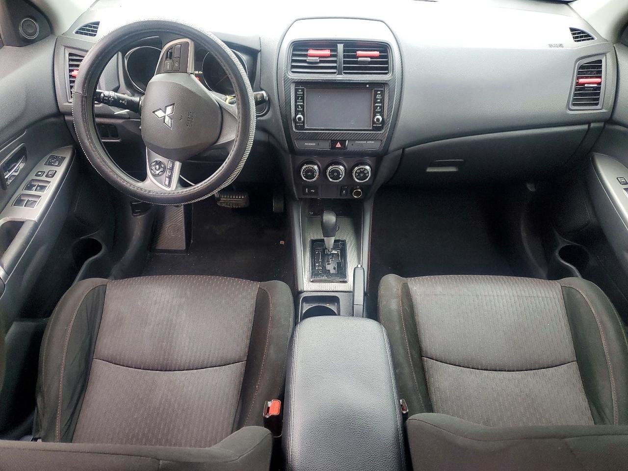 MITSUBISHI OUTLANDER SPORT 2019 — 9