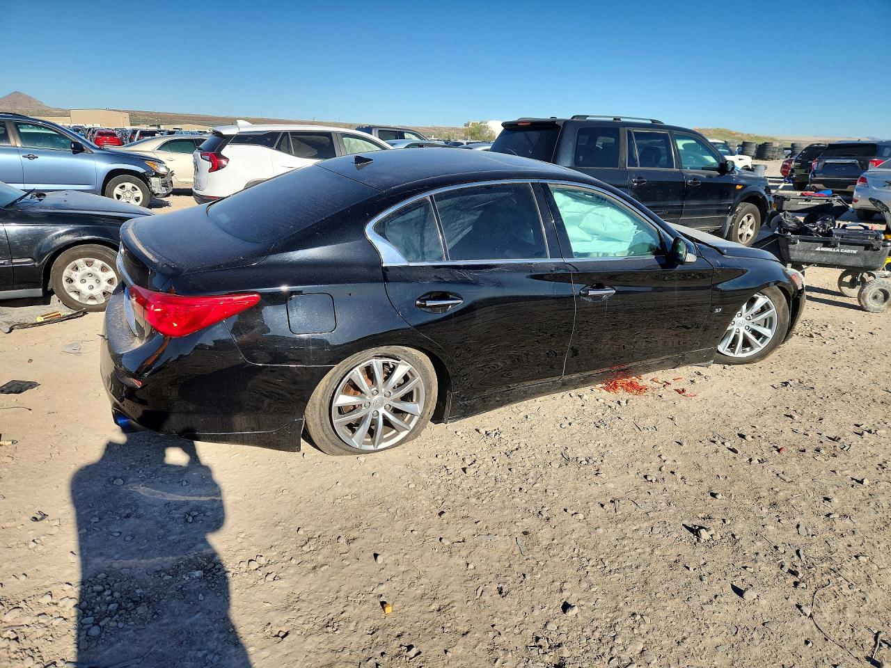 INFINITI Q50 2015 — 4