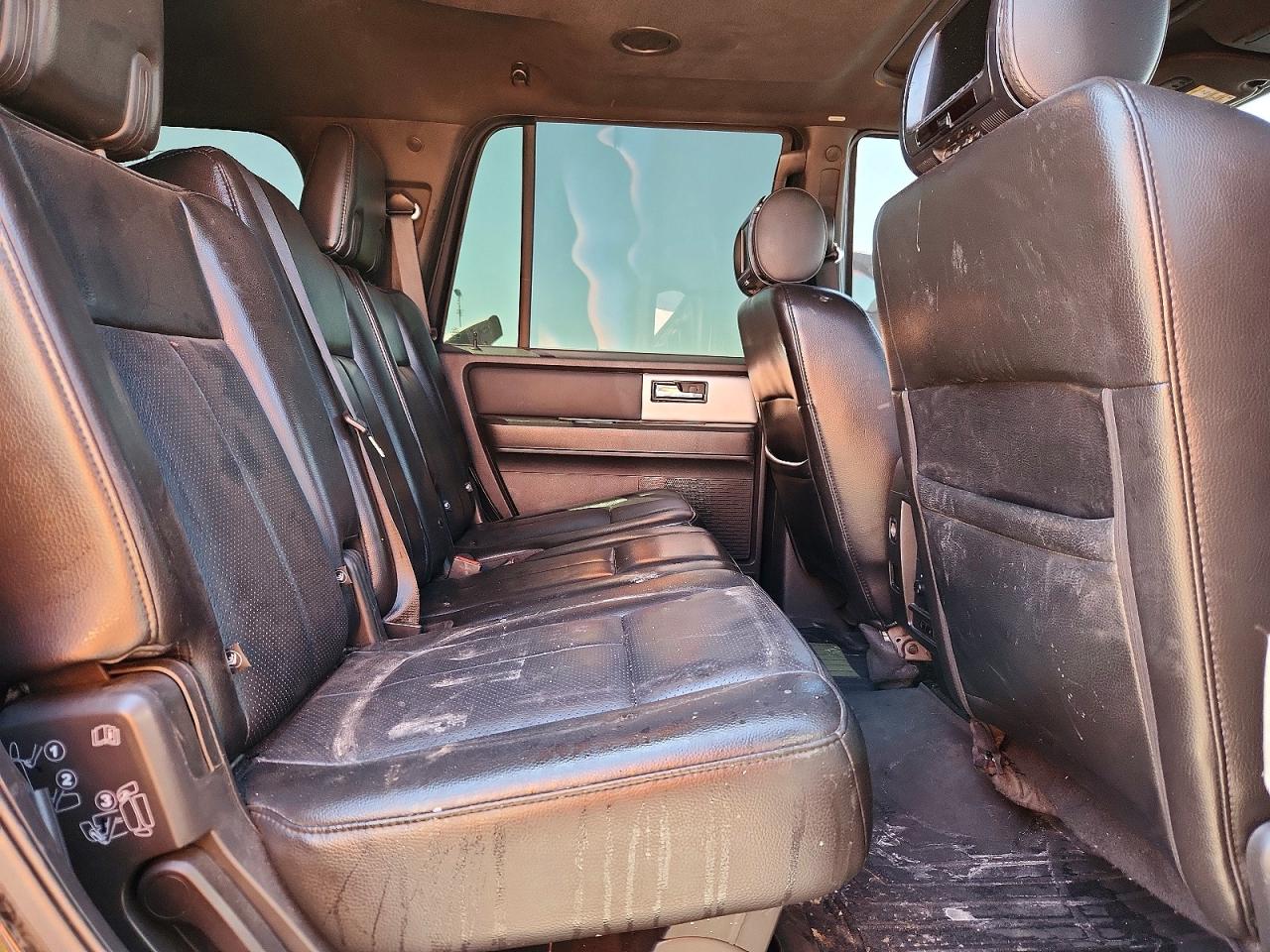 FORD EXPEDITION 2013 — 11