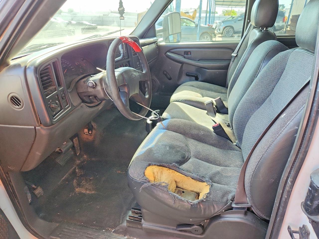 CHEVROLET SILVERADO 2003 — 8