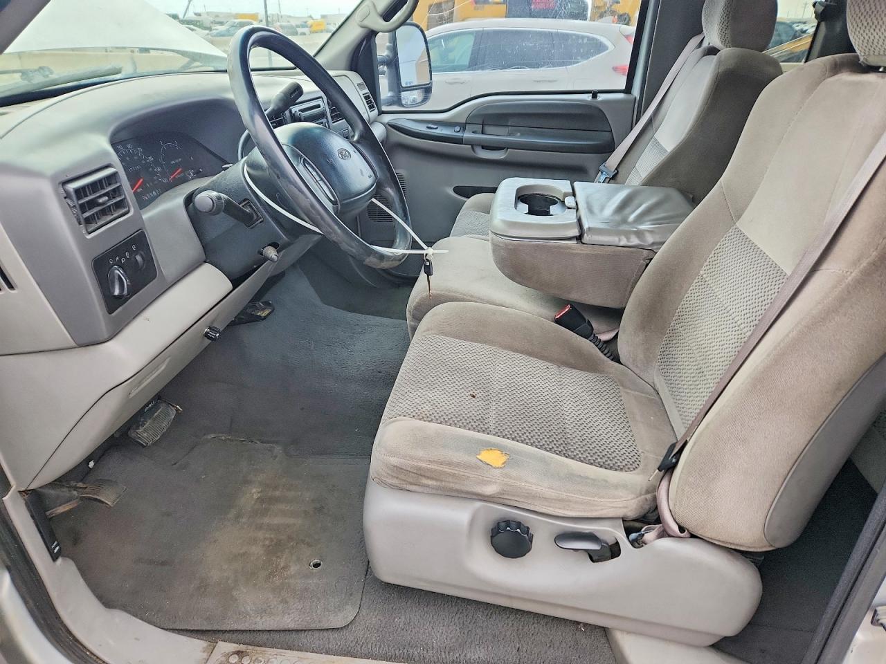 FORD F250 2001 — 8