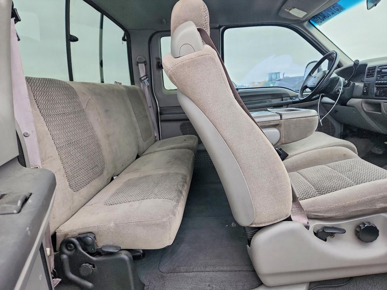 FORD F250 2001 — 11
